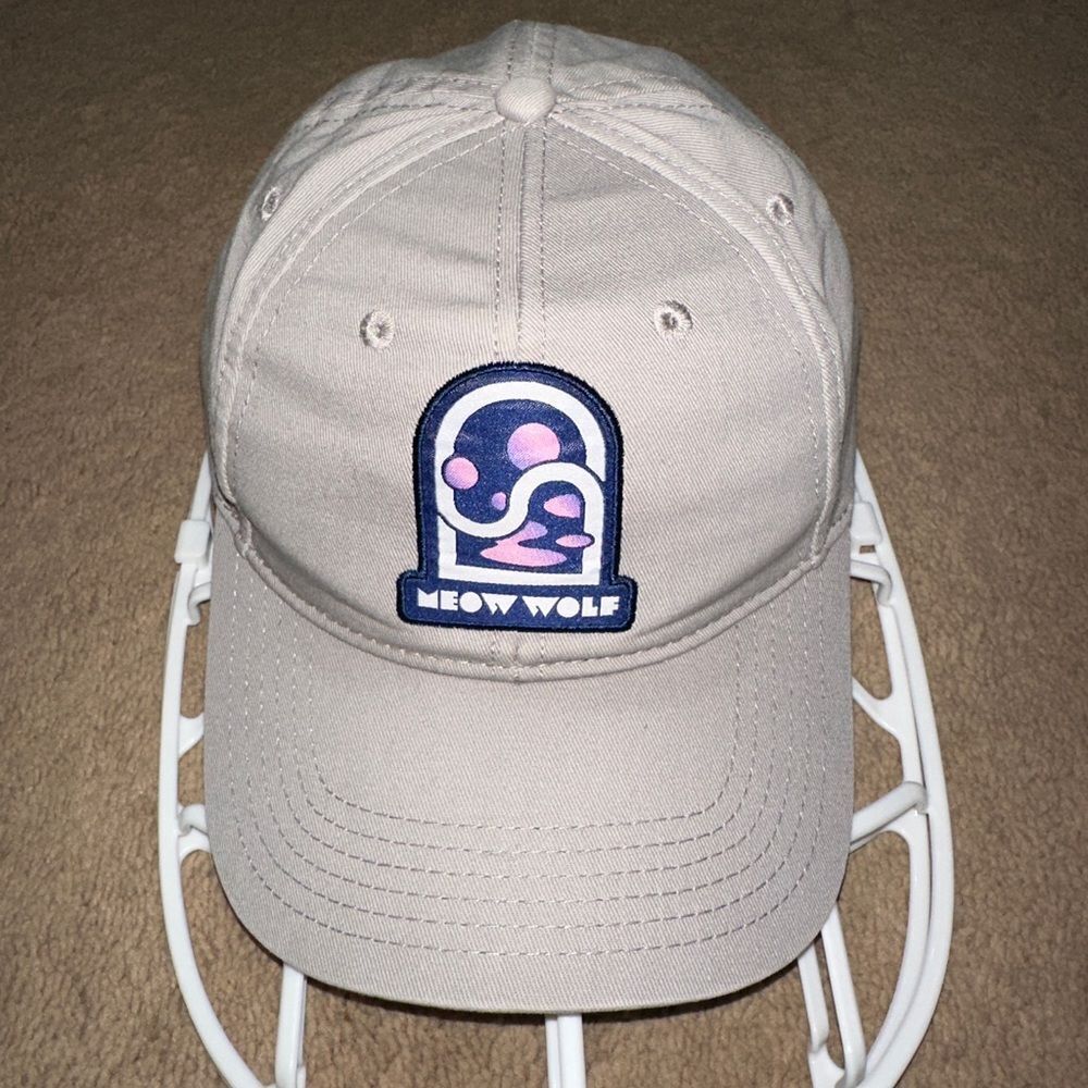 Meow Wolf Show Hat New